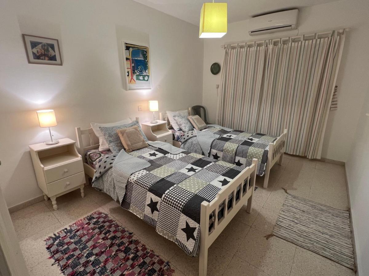 פאראלימני Taniandres Apartments מראה חיצוני תמונה