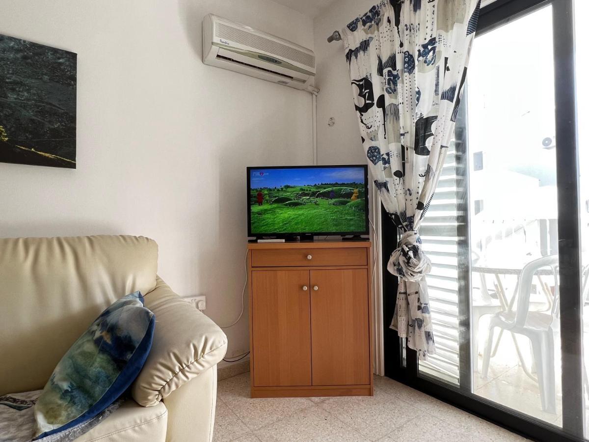 פאראלימני Taniandres Apartments מראה חיצוני תמונה
