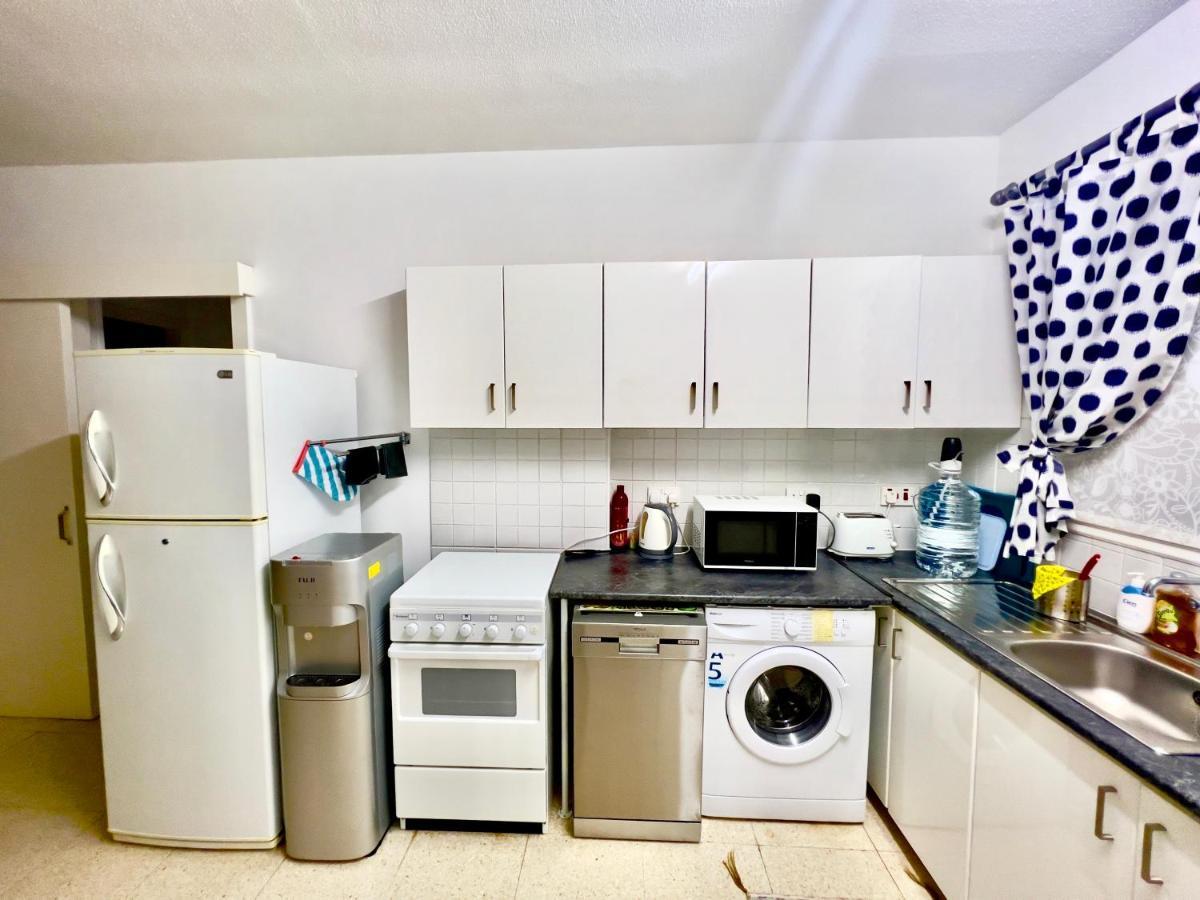 פאראלימני Taniandres Apartments מראה חיצוני תמונה